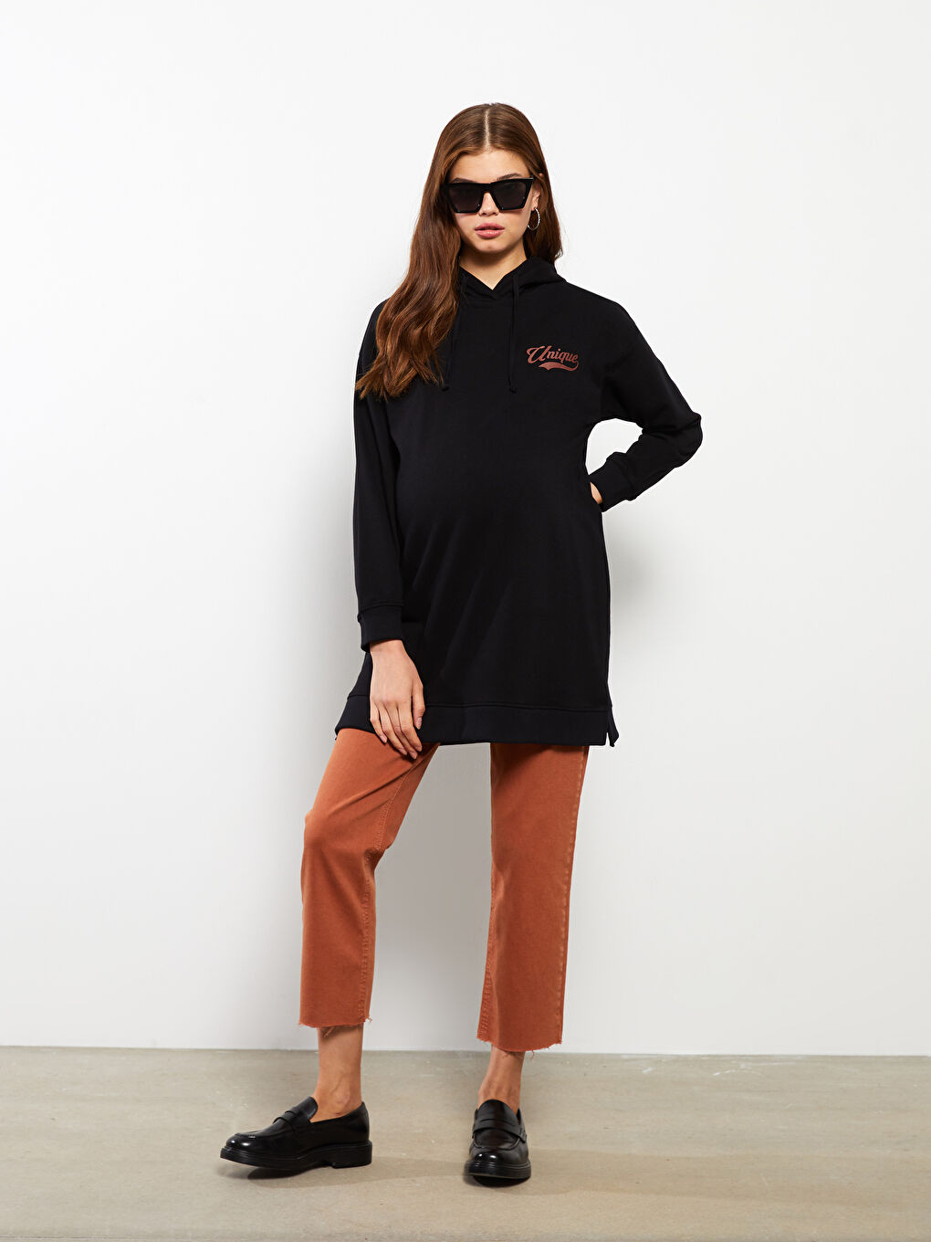LCWAIKIKI Maternity Hooded Printed Long Sleeve Maternity Sweatshirt Tunic -W29546Z8-CVL