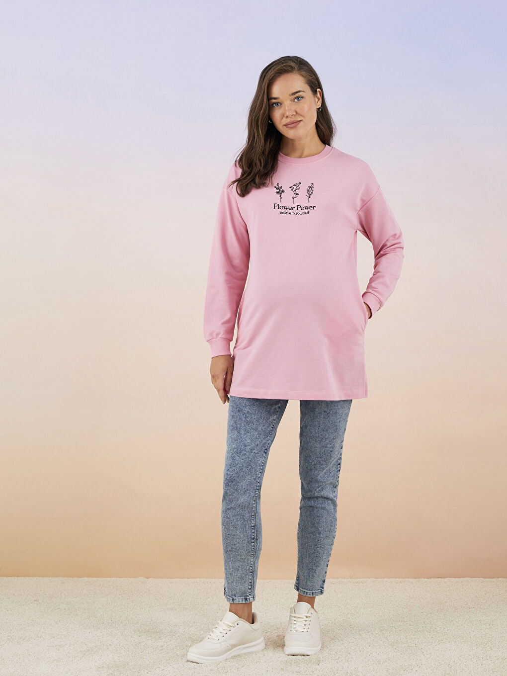 LCWAIKIKI Maternity Pembe Bisiklet Yaka Nakışlı Uzun Kollu Hamile Sweatshirt Tunik