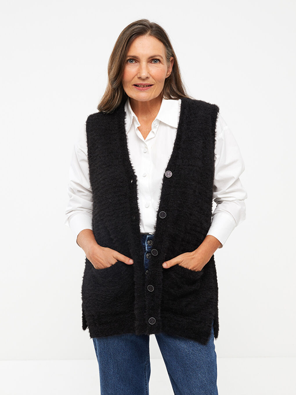 Siyah V Yaka Kadın Triko Yelek-1