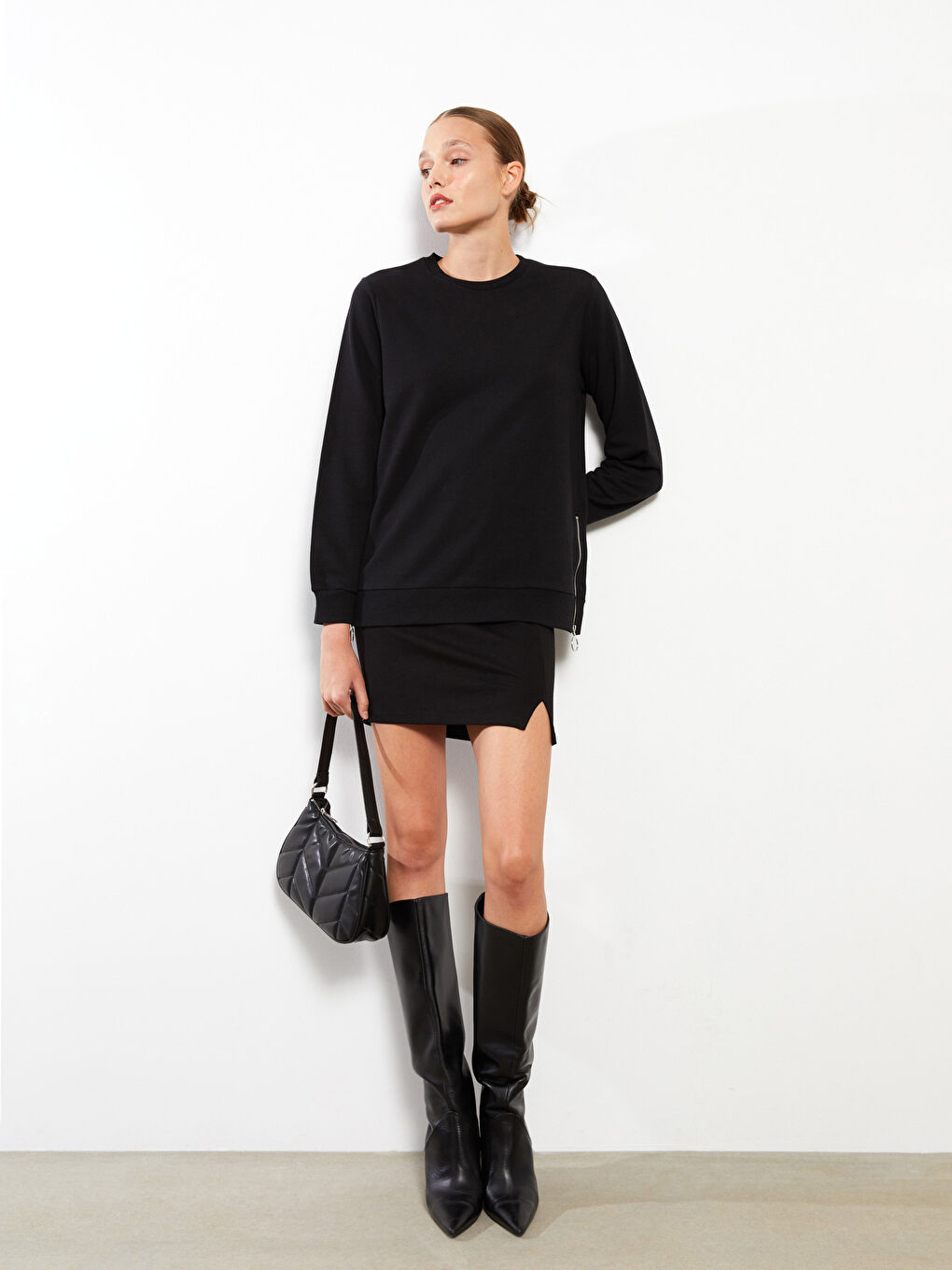 Crew Neck Plain Long Sleeve Women's Sweatshirt
