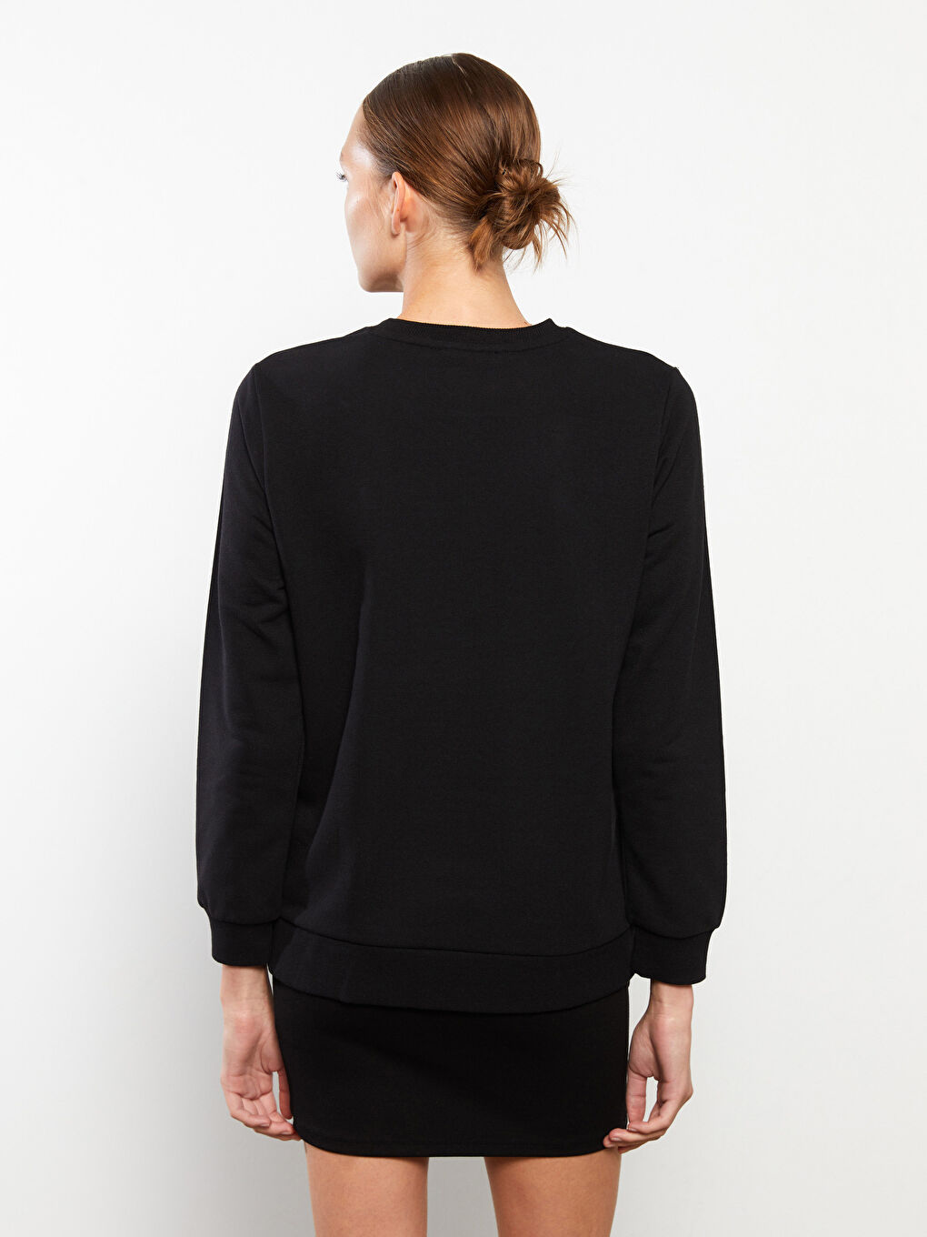Crew Neck Plain Long Sleeve Women's Sweatshirt-4