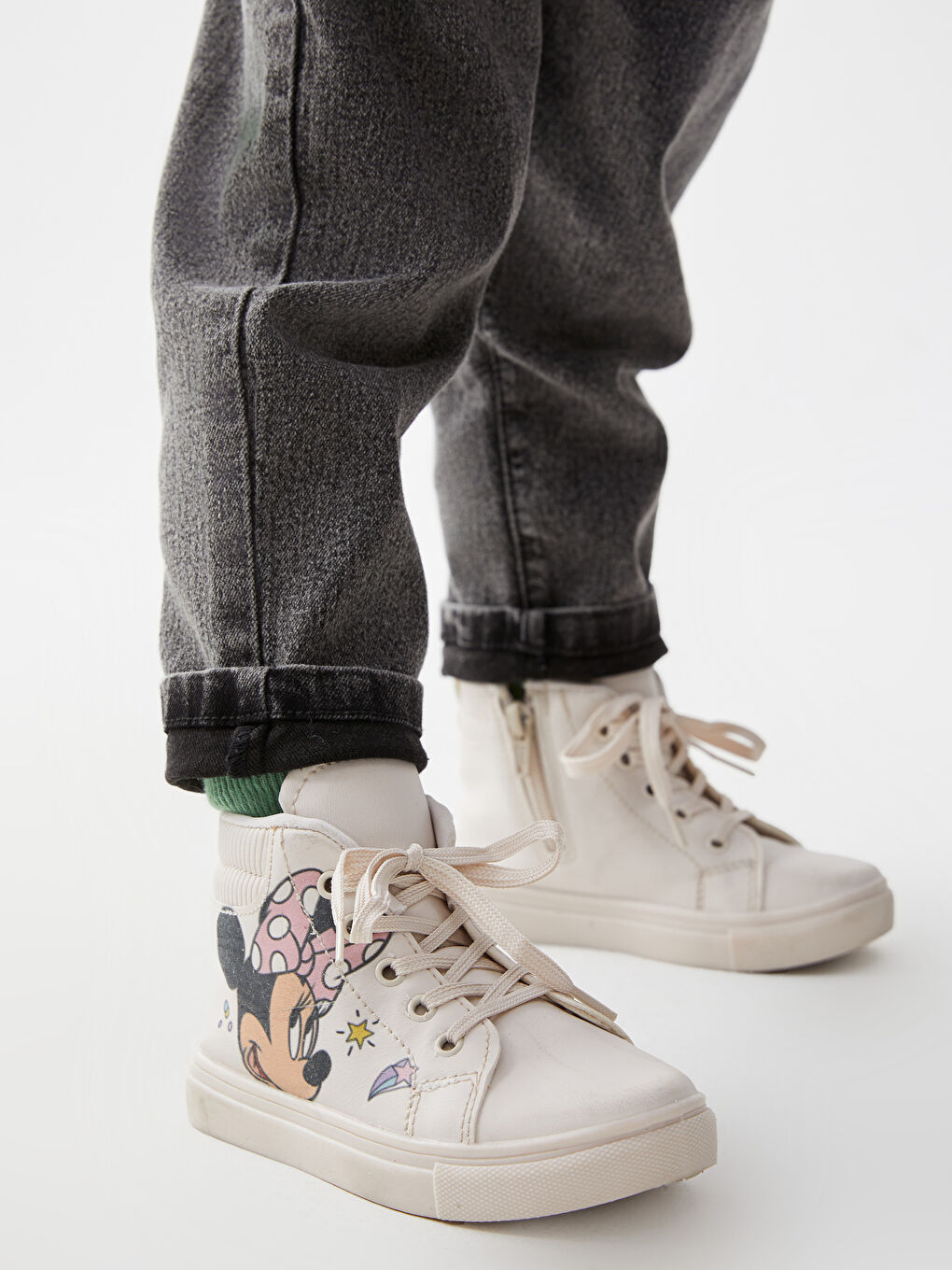 Bej Minnie Mouse Lisanslı Bağcıklı Kız Bebek Bot-2