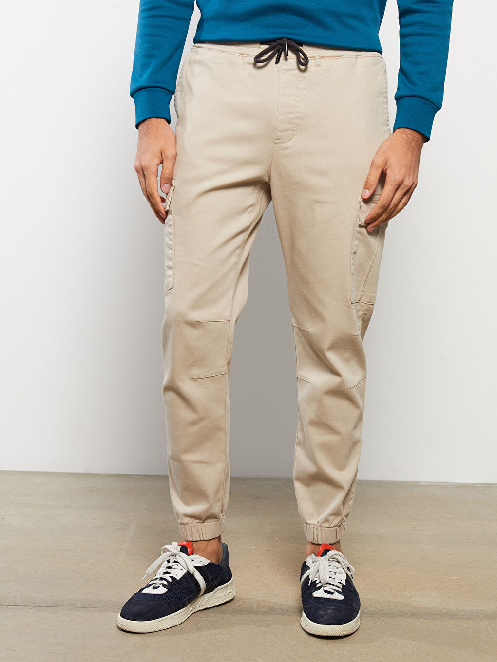 Bej Standart Kalıp Gabardin Erkek Kargo Pantolon-3