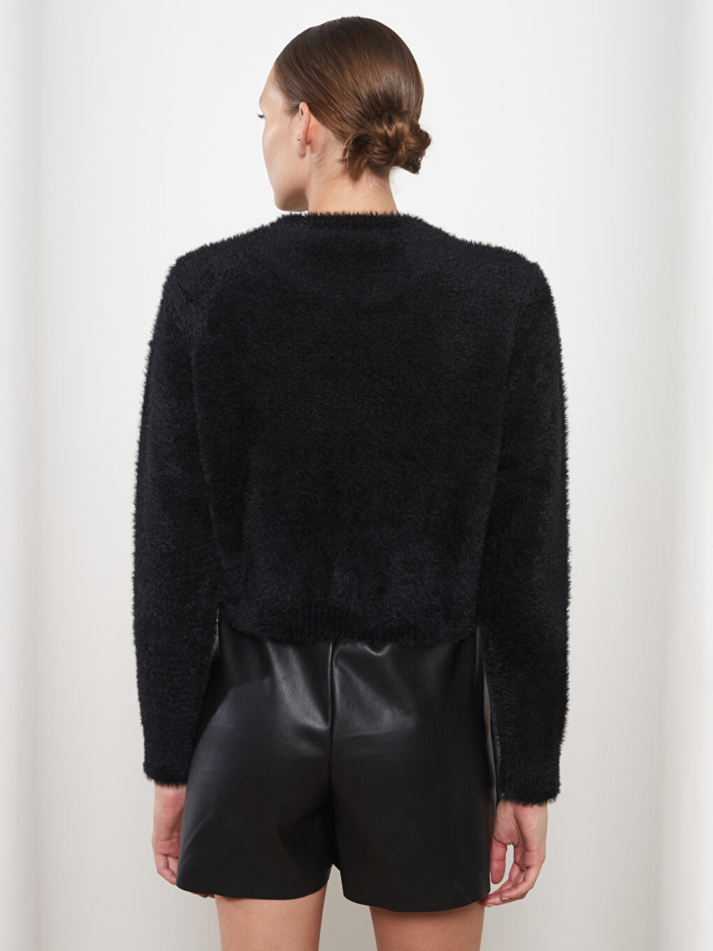 Siyah Bisiklet Yaka Düz Uzun Kollu Kadın Triko Kazak-4