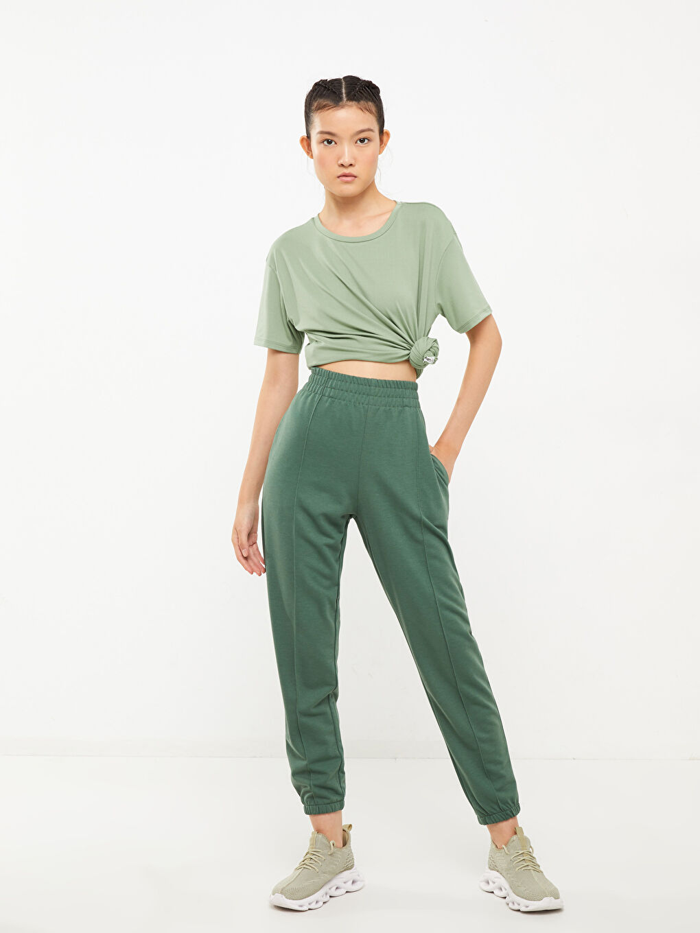 Women's Elasticated Waist Plain Jogger Sweatpants-1