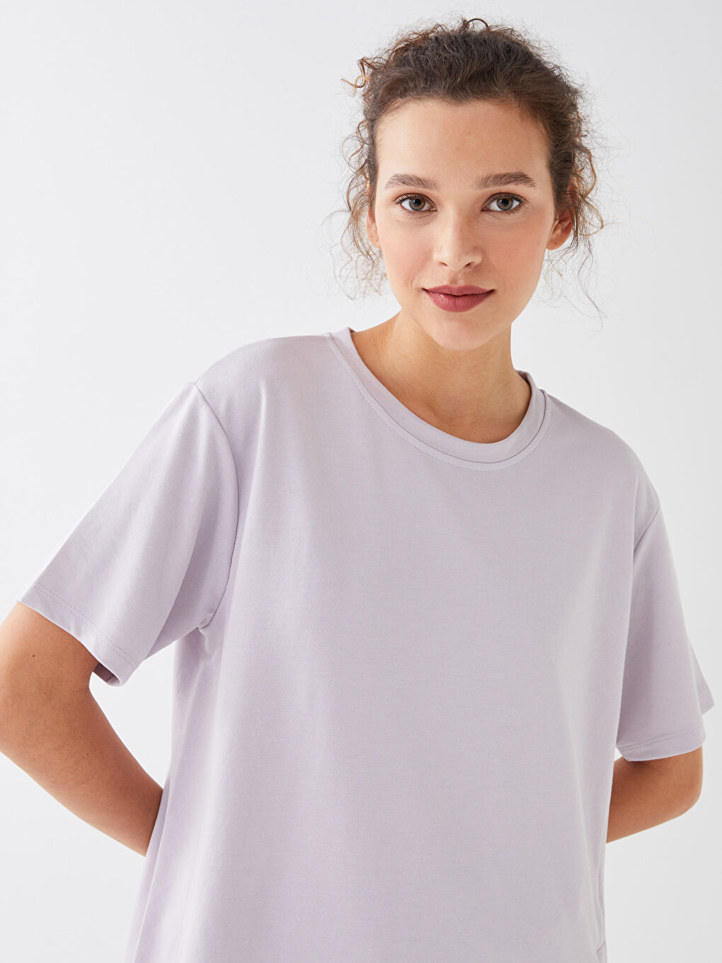 Lila Bisiklet Yaka Baskılı Kısa Kollu Kadın Spor Tişört-1