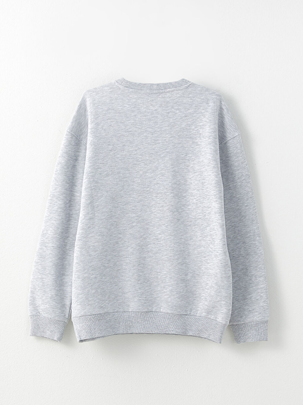 Beyaz Bisiklet Yaka Uzun Kollu Nakışlı Erkek Kalın Sweatshirt-6