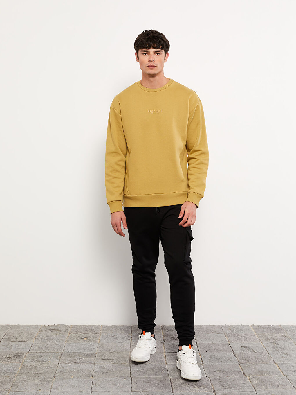 Schlank Geschnittene Dicke Jogginghose Für Herren-1