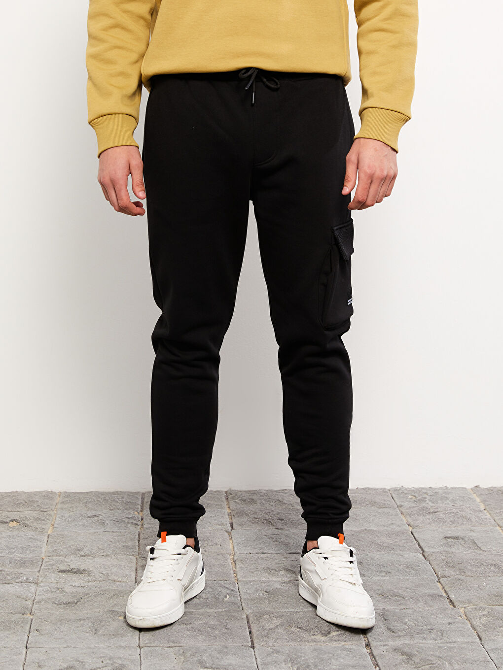 Schlank Geschnittene Dicke Jogginghose Für Herren-2