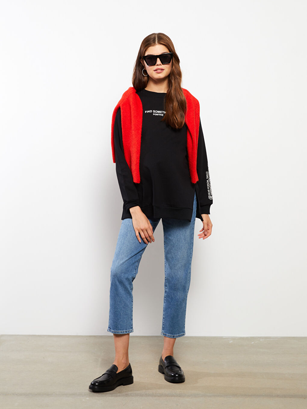 LCWAIKIKI Maternity Crew Neck Printed Long Sleeve Maternity Sweatshirt -W29991Z8-CVL