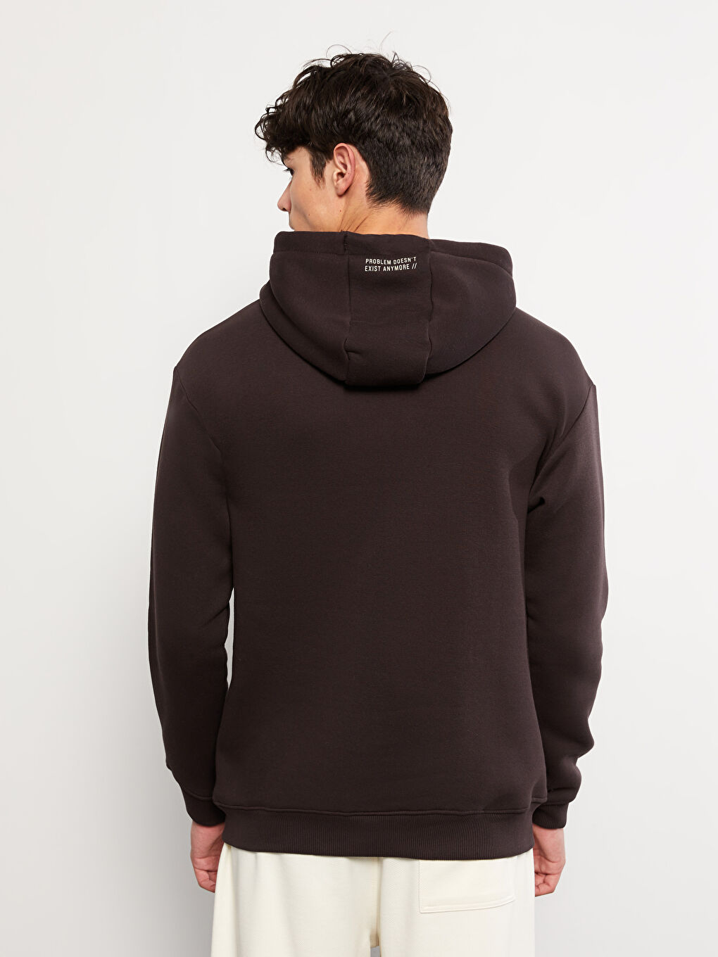 LCW Casual Kahverengi Uzun Kollu Baskılı Erkek Kalın Hoodie - 4