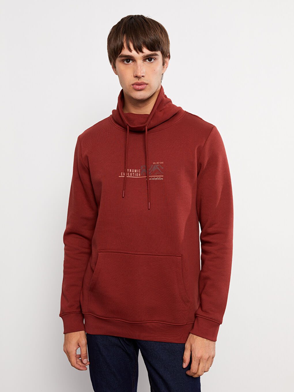 LCW Casual Bordo Keşiş Yaka Uzun Kollu Baskılı Erkek Sweatshirt - 1