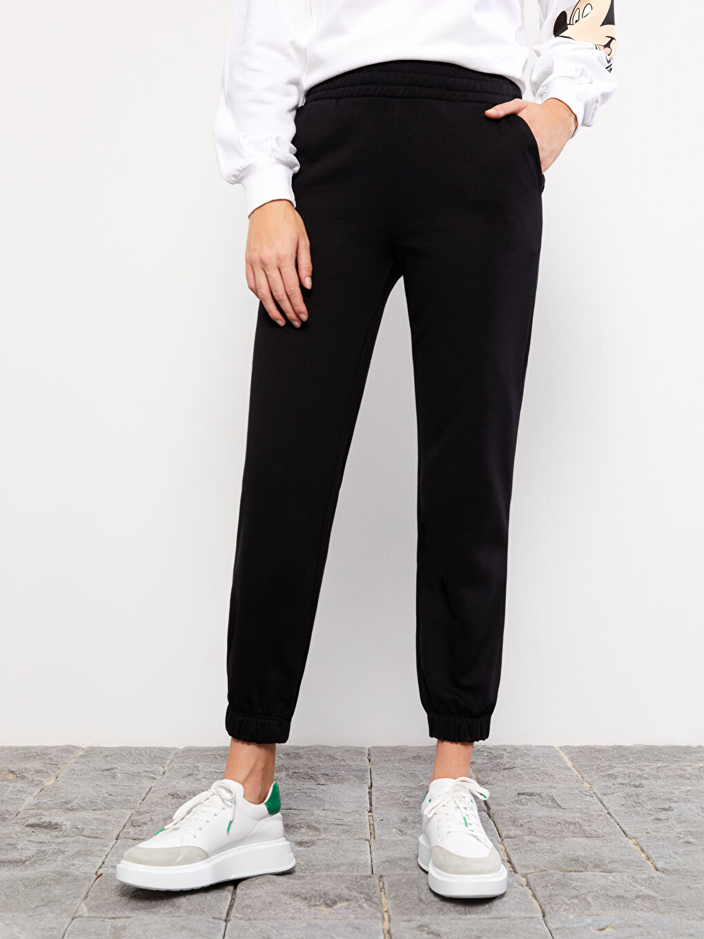Siyah Beli Lastikli Kadın Kalın Jogger Eşofman Altı-3