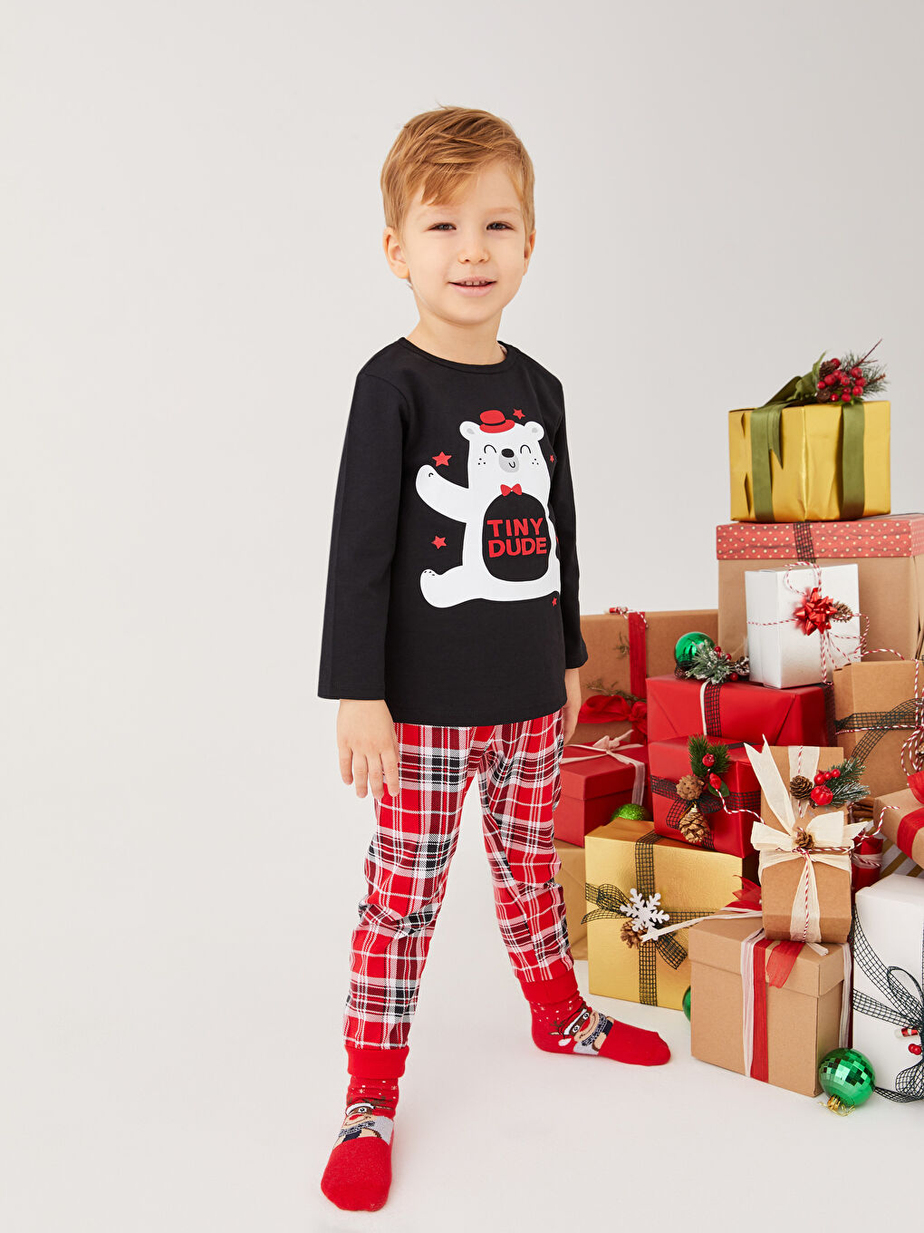 LCW baby Crew Neck Long Sleeve Printed Baby Boy Pajama Set -W2AA29Z1-RQN