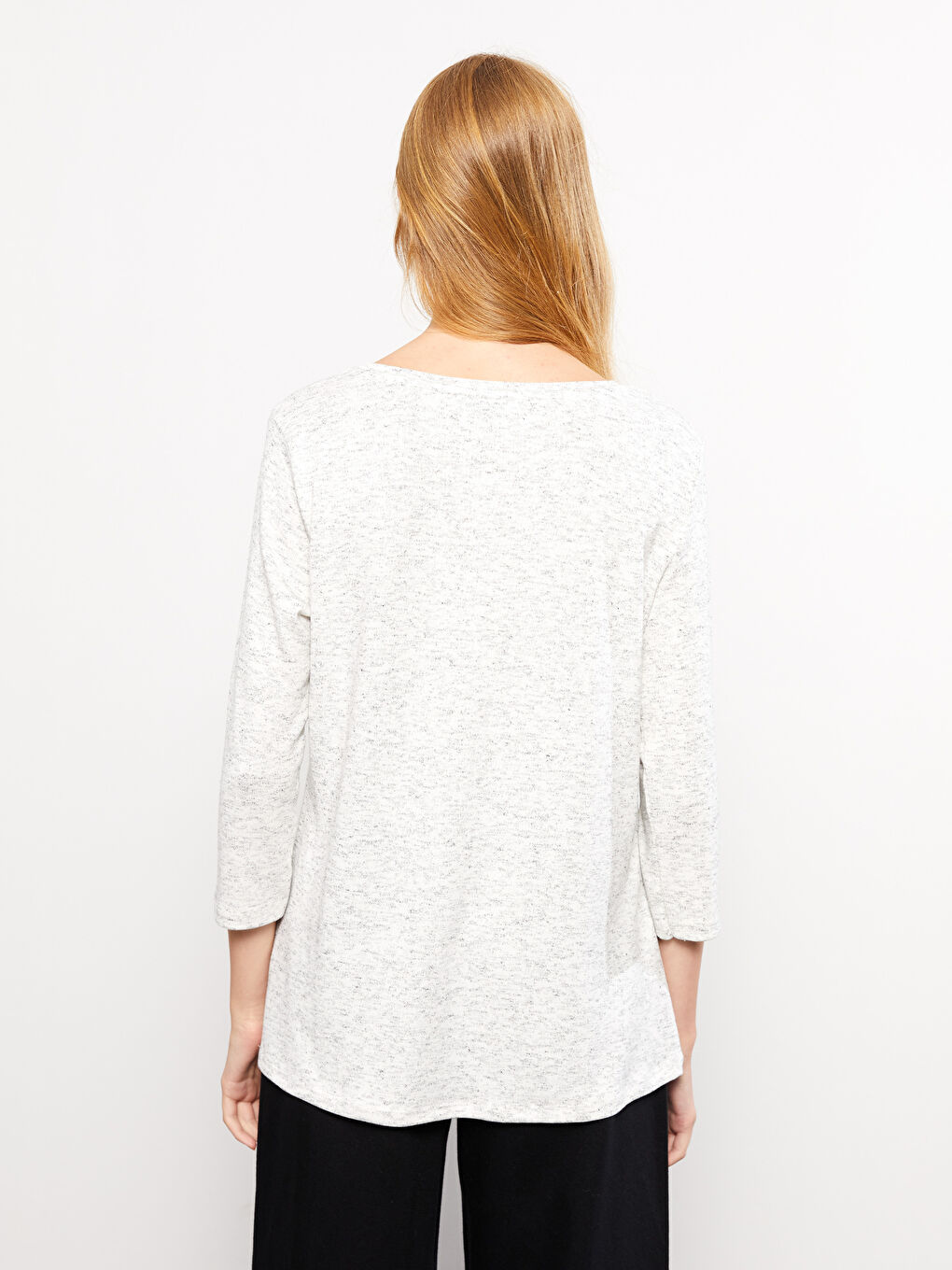 Ekru Bisiklet Yaka Baskılı Kadın Tişört-4