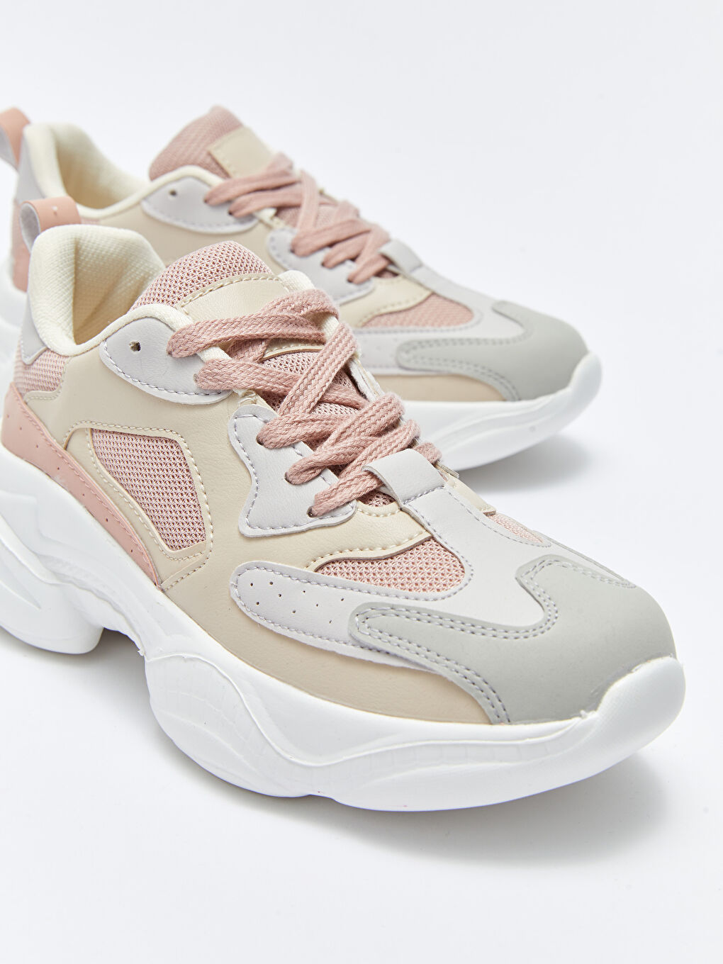 Laced Mesh Detailed Women's Active Sports Shoes-2