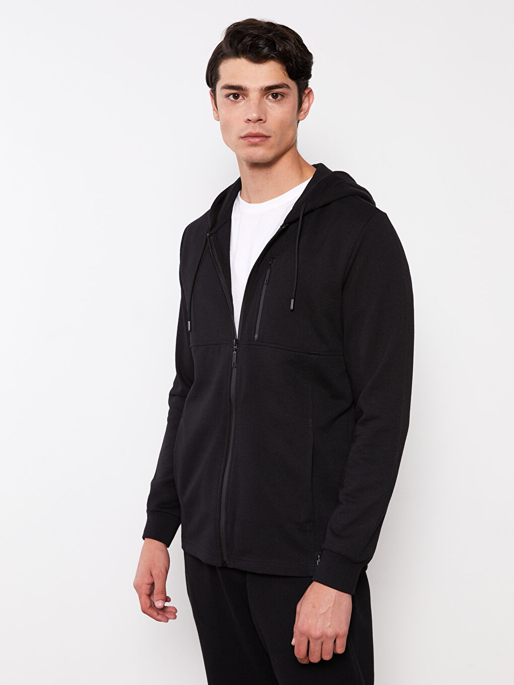 Siyah Standart Kalıp Kapüşonlu Erkek Spor Hırka