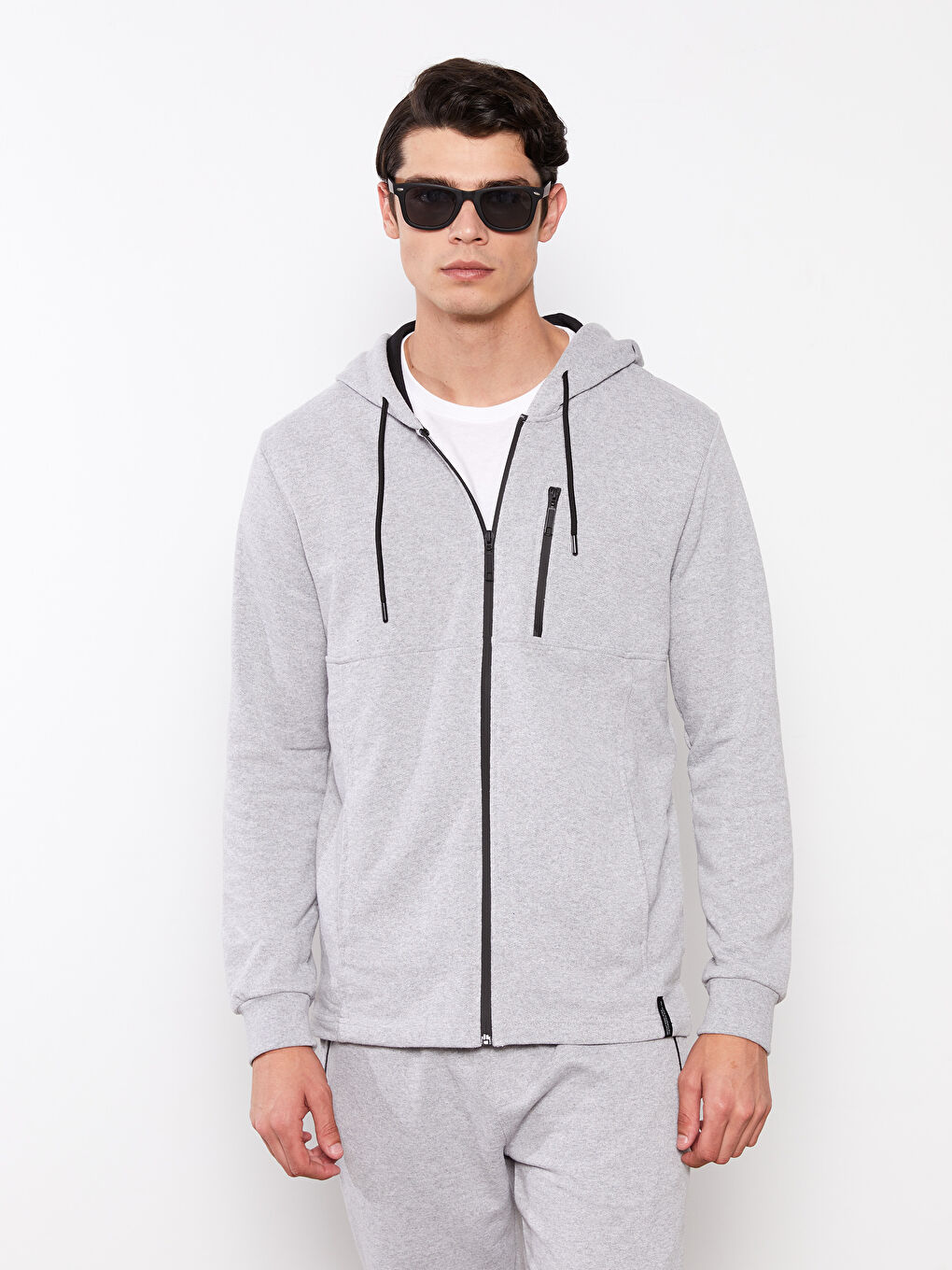 Gri Standart Kalıp Kapüşonlu Erkek Spor Hırka