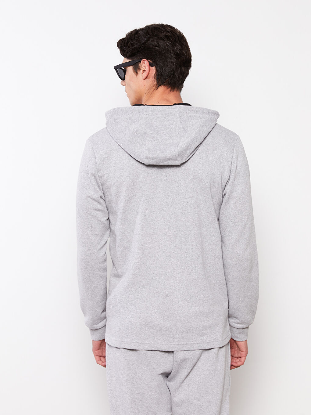 Gri Standart Kalıp Kapüşonlu Erkek Spor Hırka-4