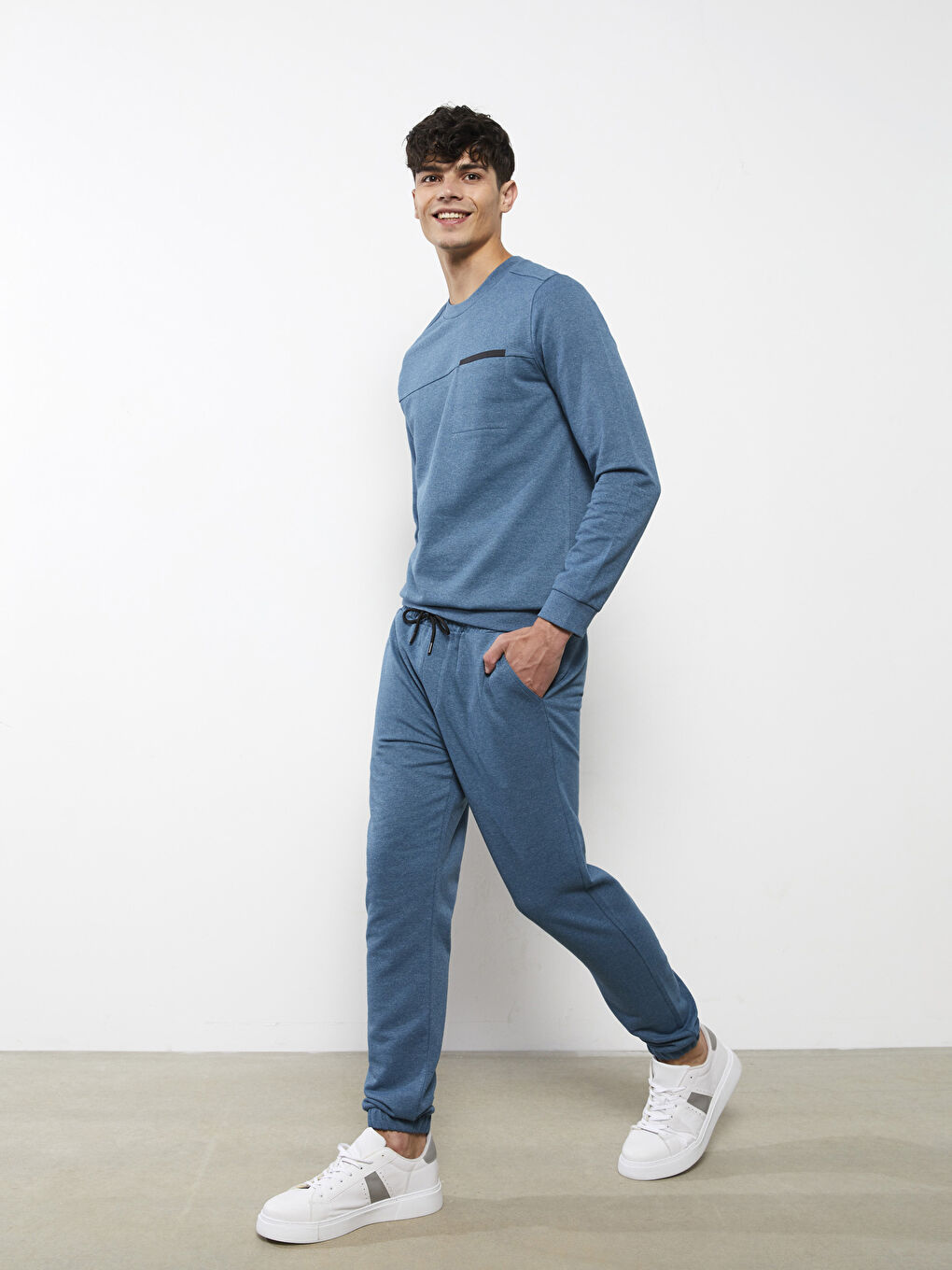 LCWAIKIKI Classic Standart Kalıp Erkek Jogger Eşofman Altı-1