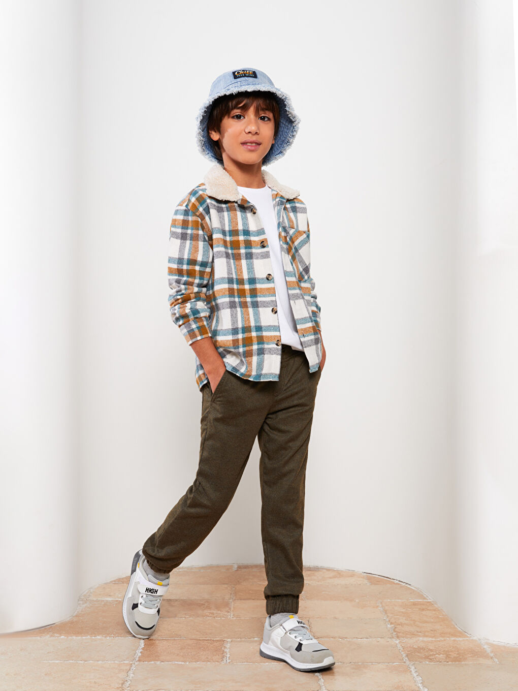 LCW Kids Yeşil Beli Lastikli Erkek Çocuk Jogger Pantolon