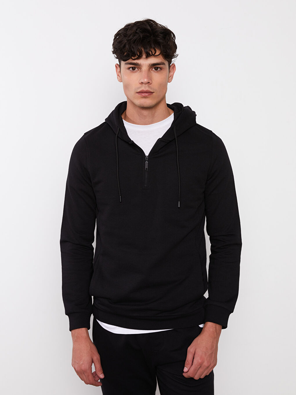 Siyah Uzun Kollu Erkek Hoodie