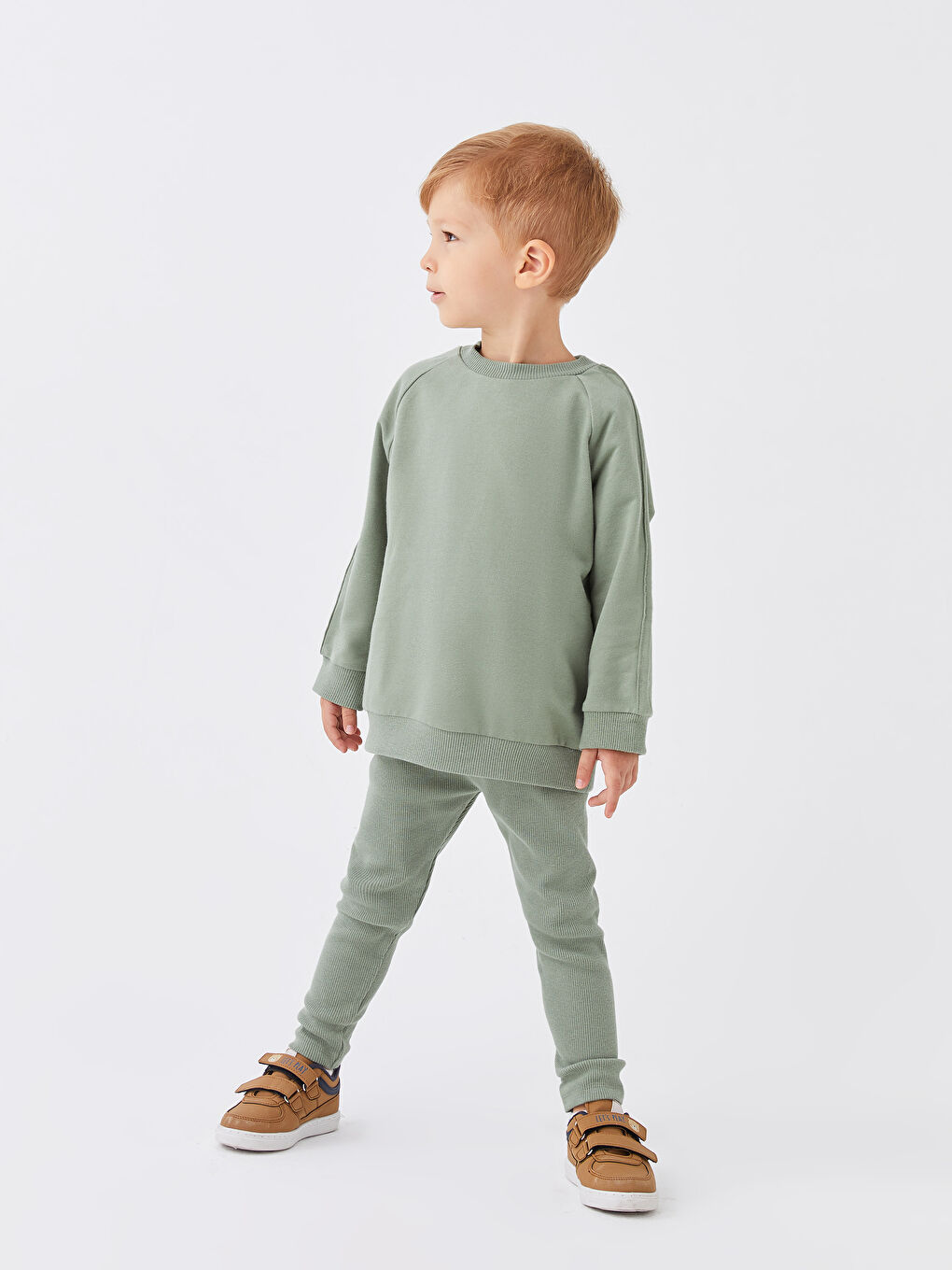 Haki Bisiklet Yaka Uzun Kollu Basic Erkek Bebek Sweasthirt ve Eşofman Alt 2'li Takım-1
