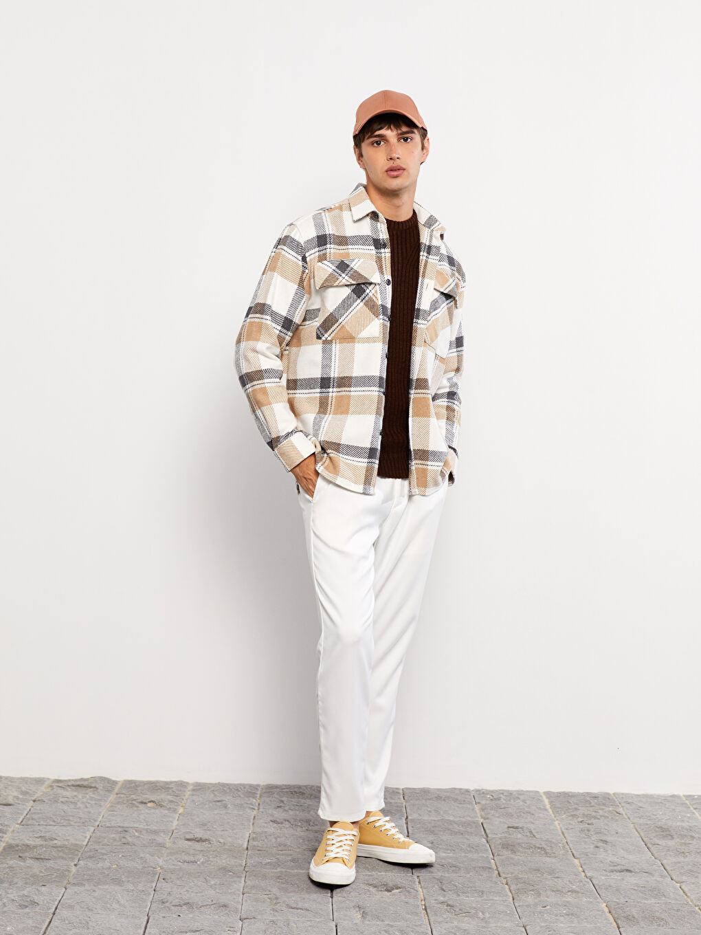 Bej Rahat Kalıp Uzun Kollu Ekose Gabardin Erkek Gömlek-1