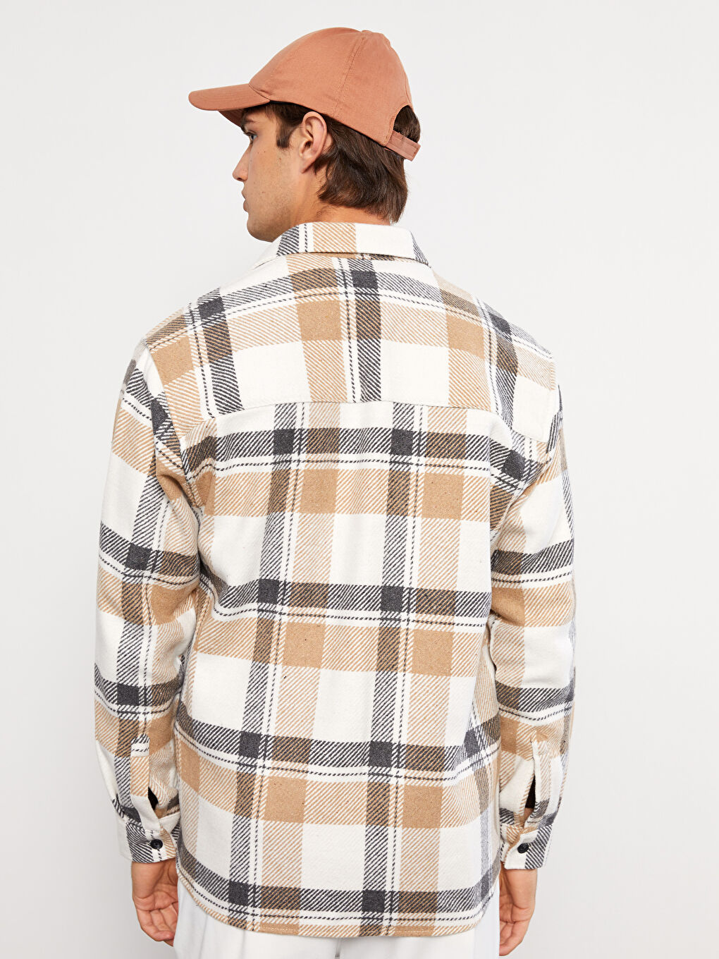 Bej Rahat Kalıp Uzun Kollu Ekose Gabardin Erkek Gömlek-4