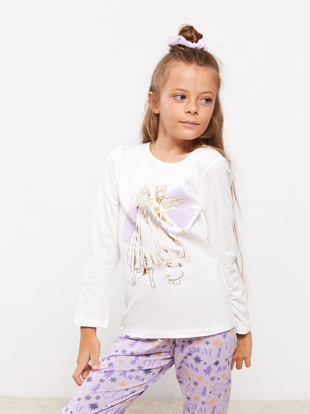 LCW Kids طقم بيجاما بنات كم طويل مطبوع إلسا كول مدور -W2AD34Z4-FDU