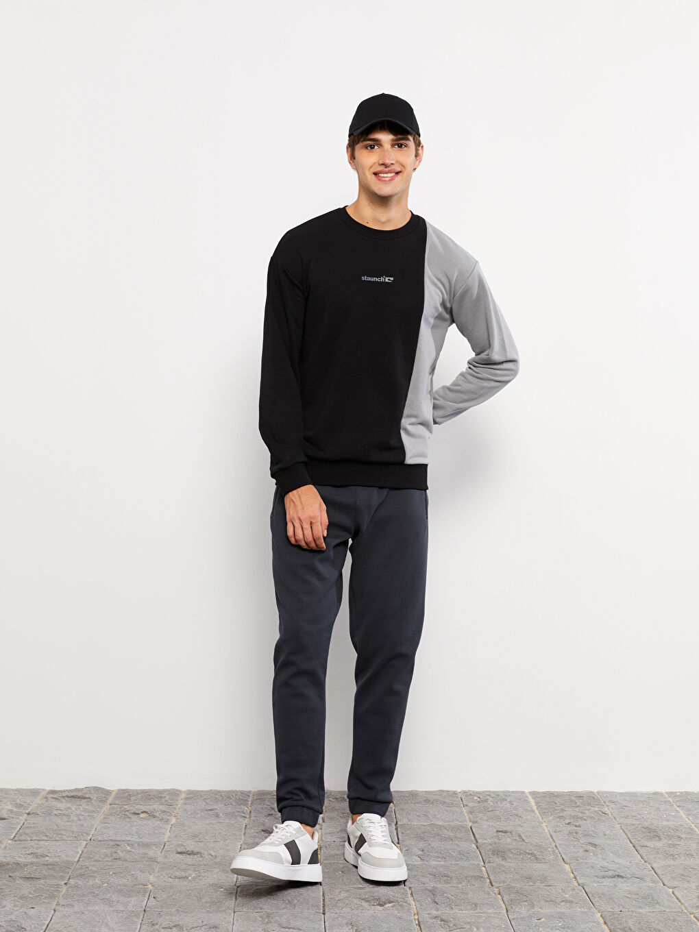 Crew Neck Long Sleeve Color Block Men's Sweatshirt-1