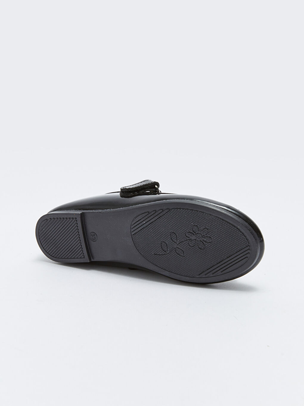 Siyah Deri Görünümlü Cırt Cırtlı Kız Çocuk Babet-3