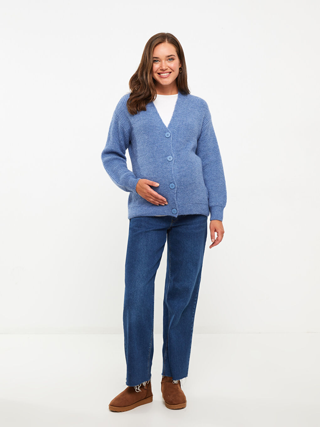 V жағалы стандартты ұзын жеңді жүктілікке арналған трикотаж кардиган