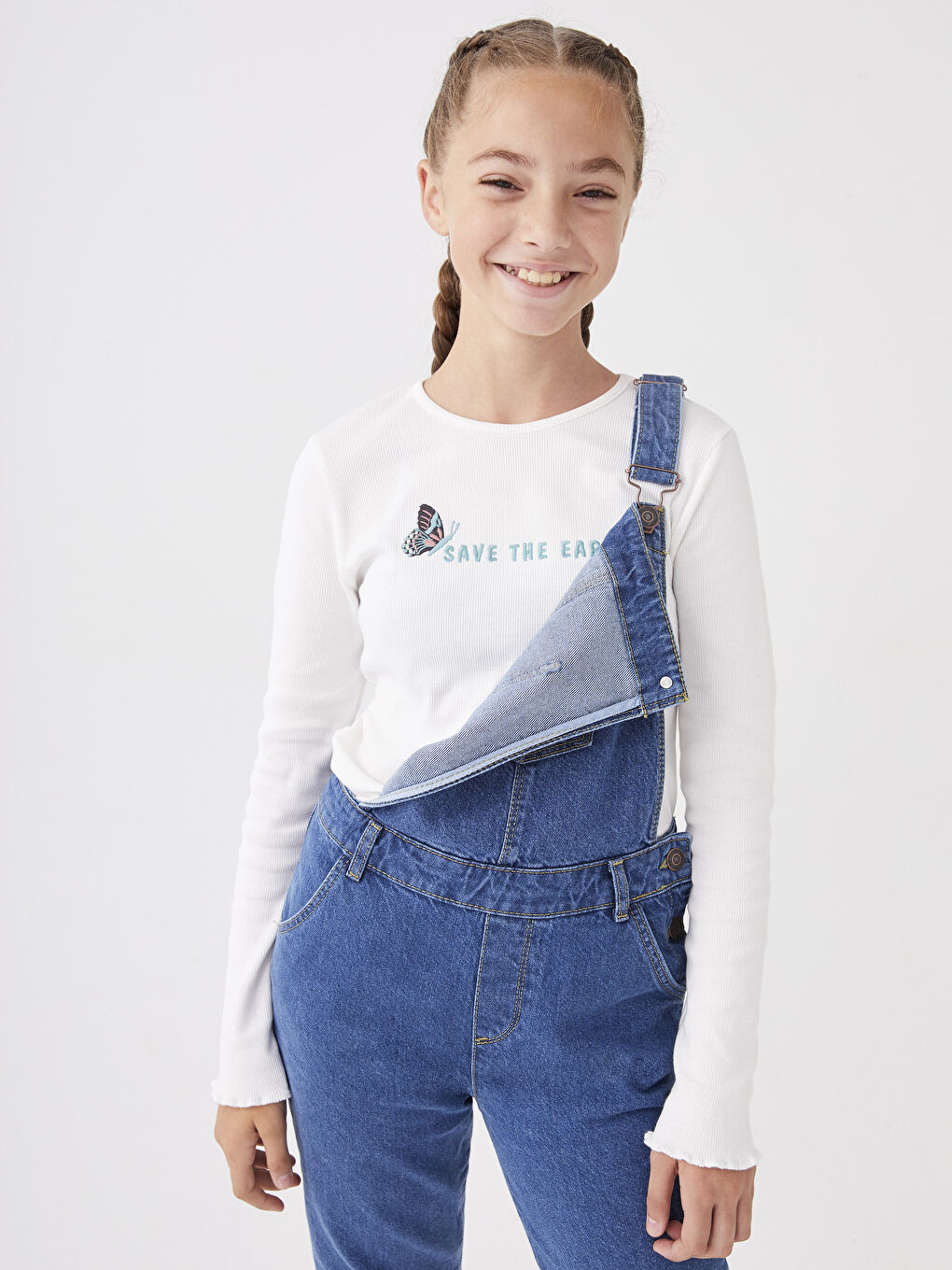 Ekru Bisiklet Yaka Nakışlı Uzun Kollu Kız Çocuk Tişört-1