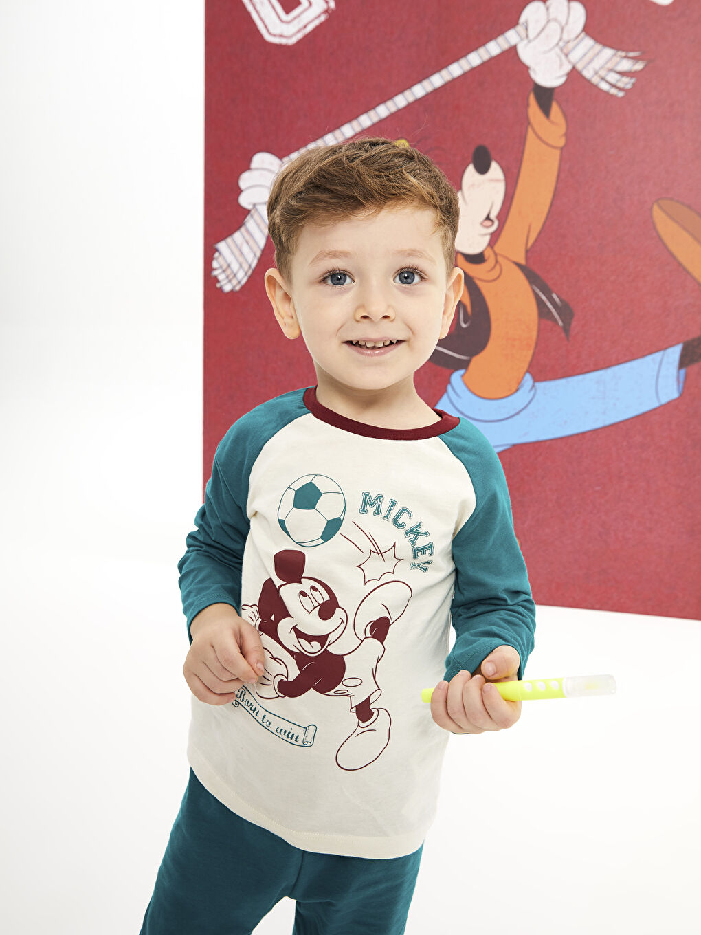 Ekru Bisiklet Yaka Uzun Kollu Mickey Mouse Baskılı Erkek Bebek Pijama Takım
