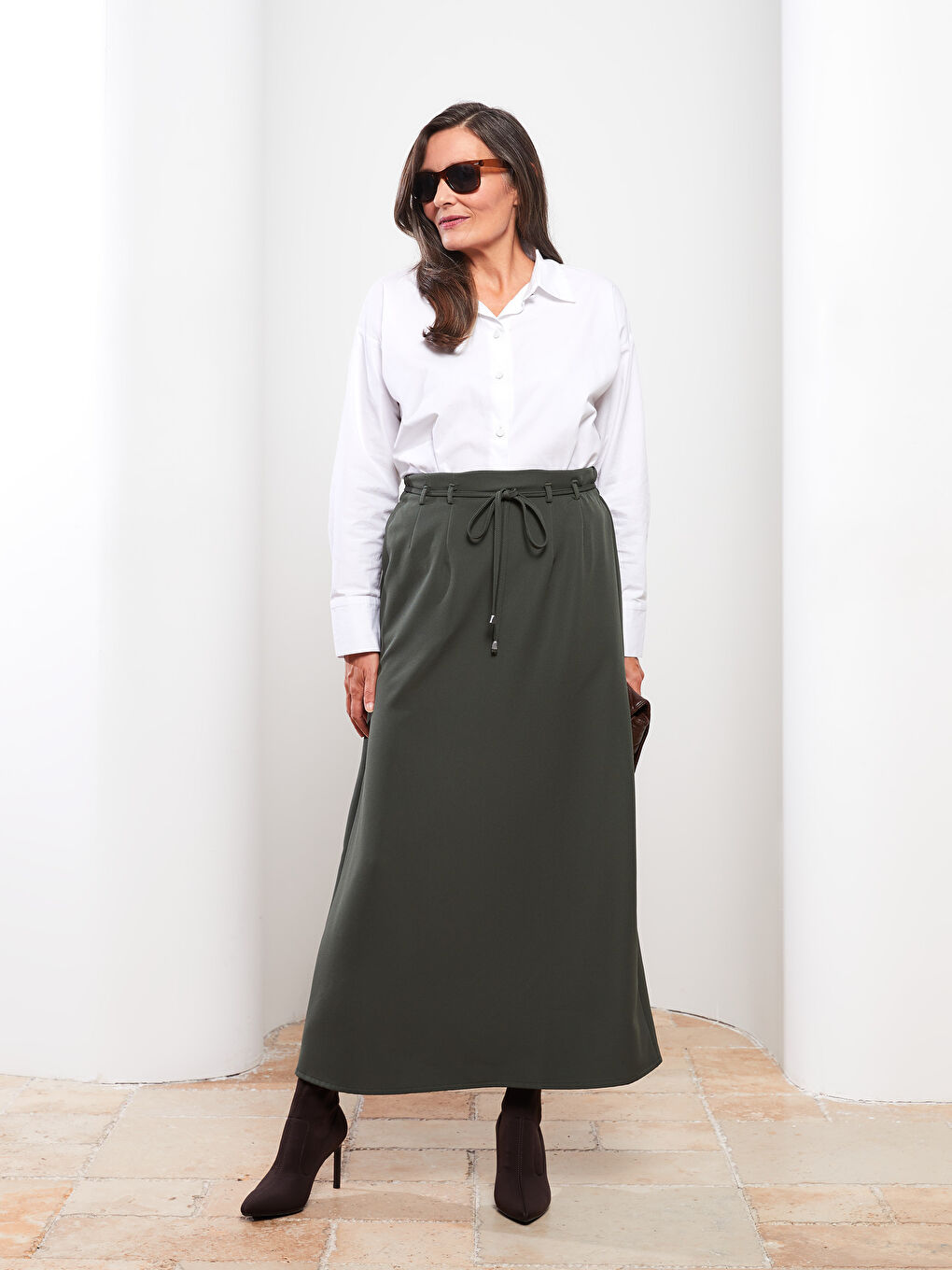Elastic Waist Straight A-Line Gabardine Women's Skirt-1