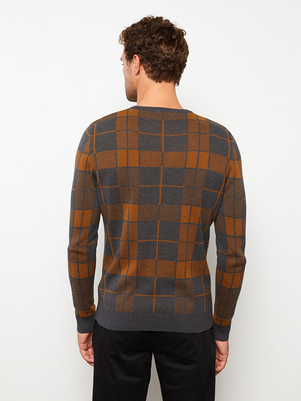 Crew Neck Long Sleeve Plaid Men's Knitwear Sweater-4