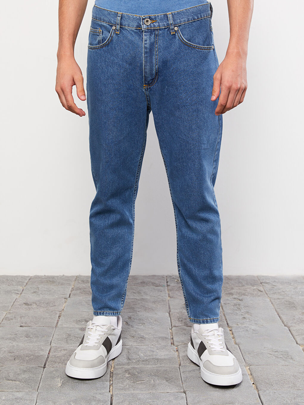 Mavi Rahat Kalıp Erkek Jean Pantolon-3