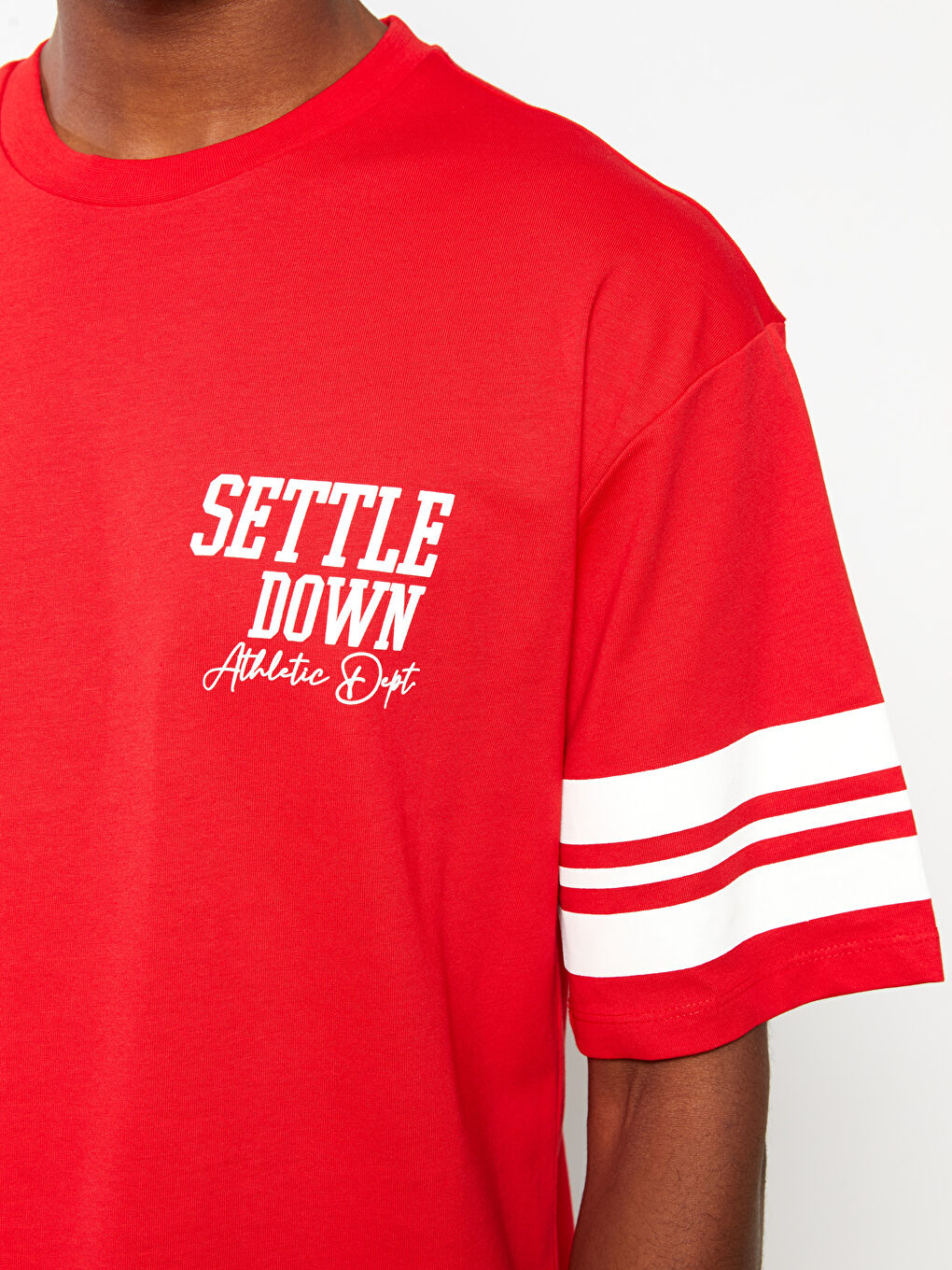 Kırmızı Bisiklet Yaka Kısa Kollu Baskılı Penye Erkek Tişört-3