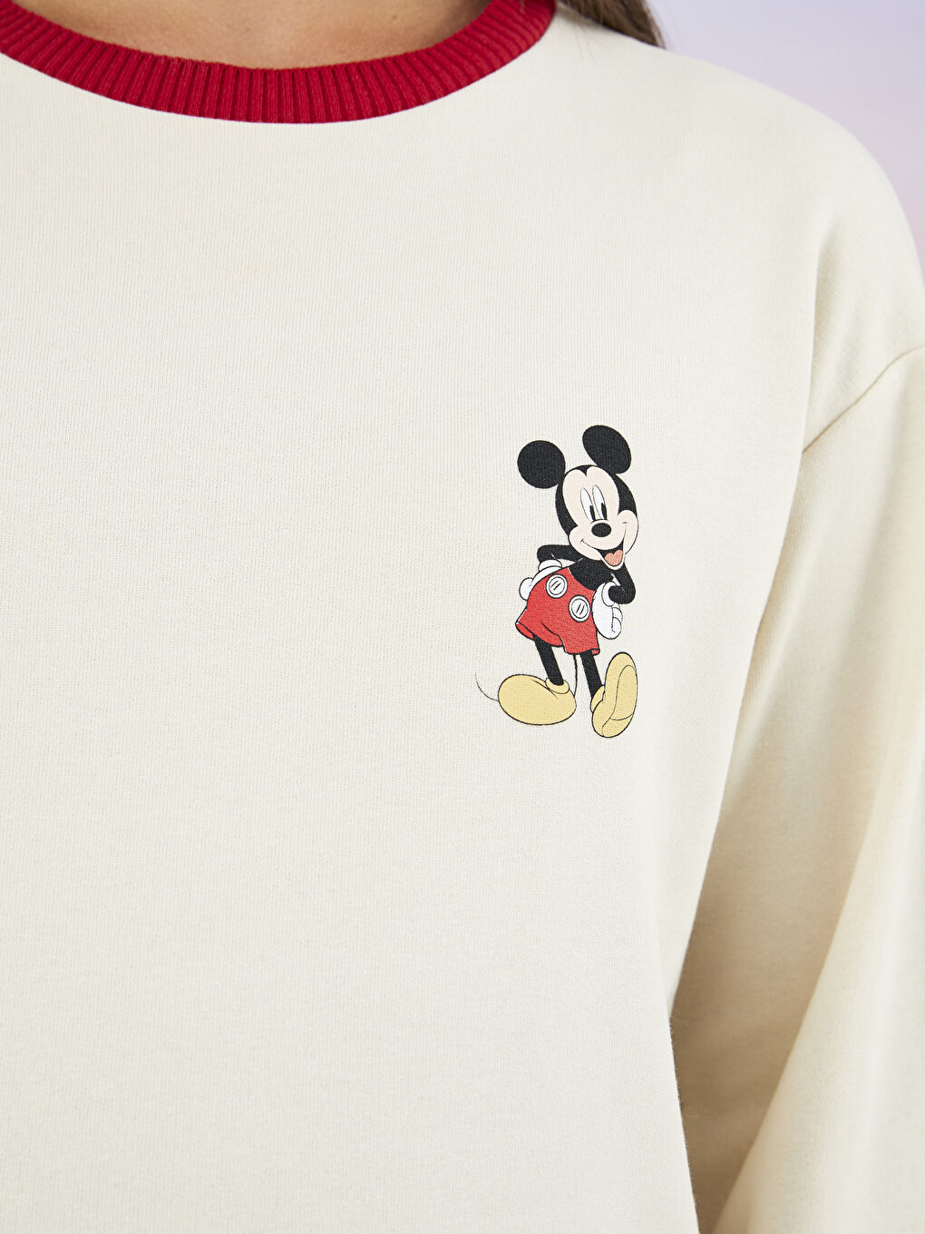 LCWAIKIKI Maternity Açık Bej Bisiklet Yaka Mickey Mouse Baskılı Uzun Kollu Hamile Sweatshirt - 3