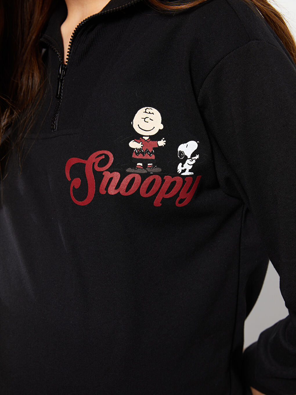 LCWAIKIKI Maternity Yeni Siyah Dik Yaka Snoopy Baskılı Uzun Kollu Hamile Sweatshirt - 2