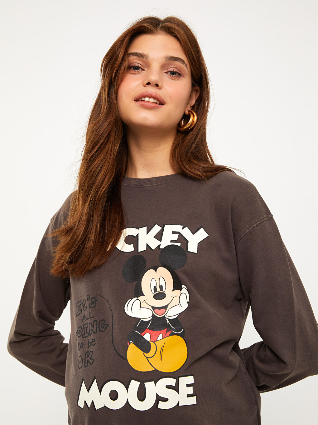 LCWAIKIKI Maternity Crew Neck Mickey Mouse Printed Long Sleeve Cotton Maternity Sweatshirt -W2AG86Z8-HMC