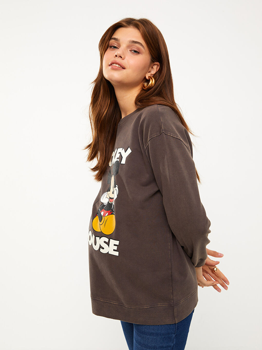 LCWAIKIKI Maternity Crew Neck Mickey Mouse Printed Long Sleeve Cotton Maternity Sweatshirt -W2AG86Z8-HMC