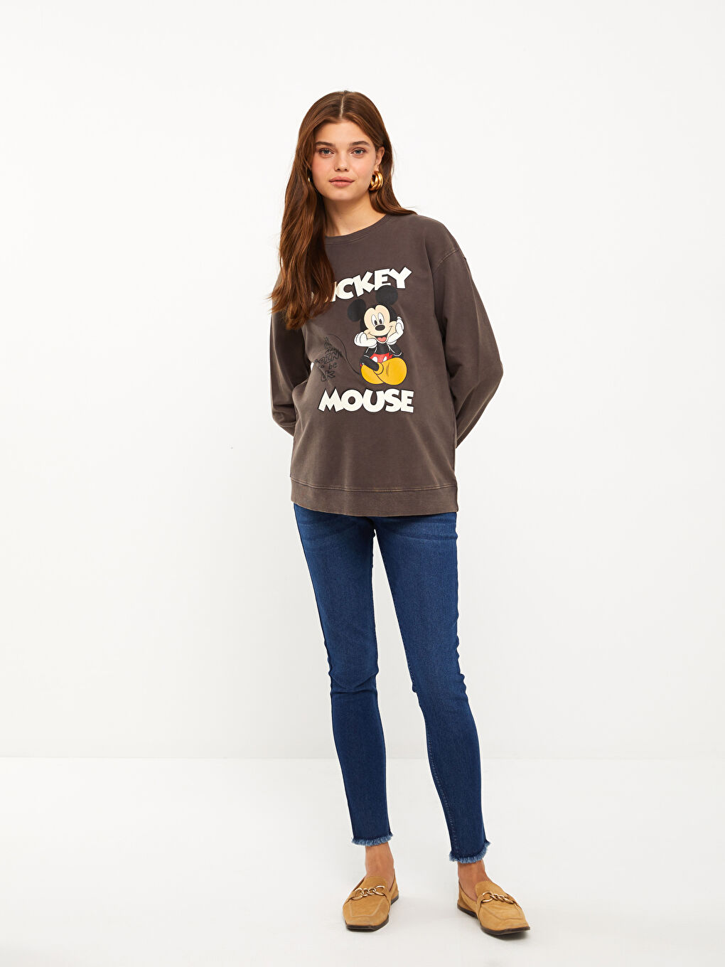 LCWAIKIKI Maternity Crew Neck Mickey Mouse Printed Long Sleeve Cotton Maternity Sweatshirt -W2AG86Z8-HMC