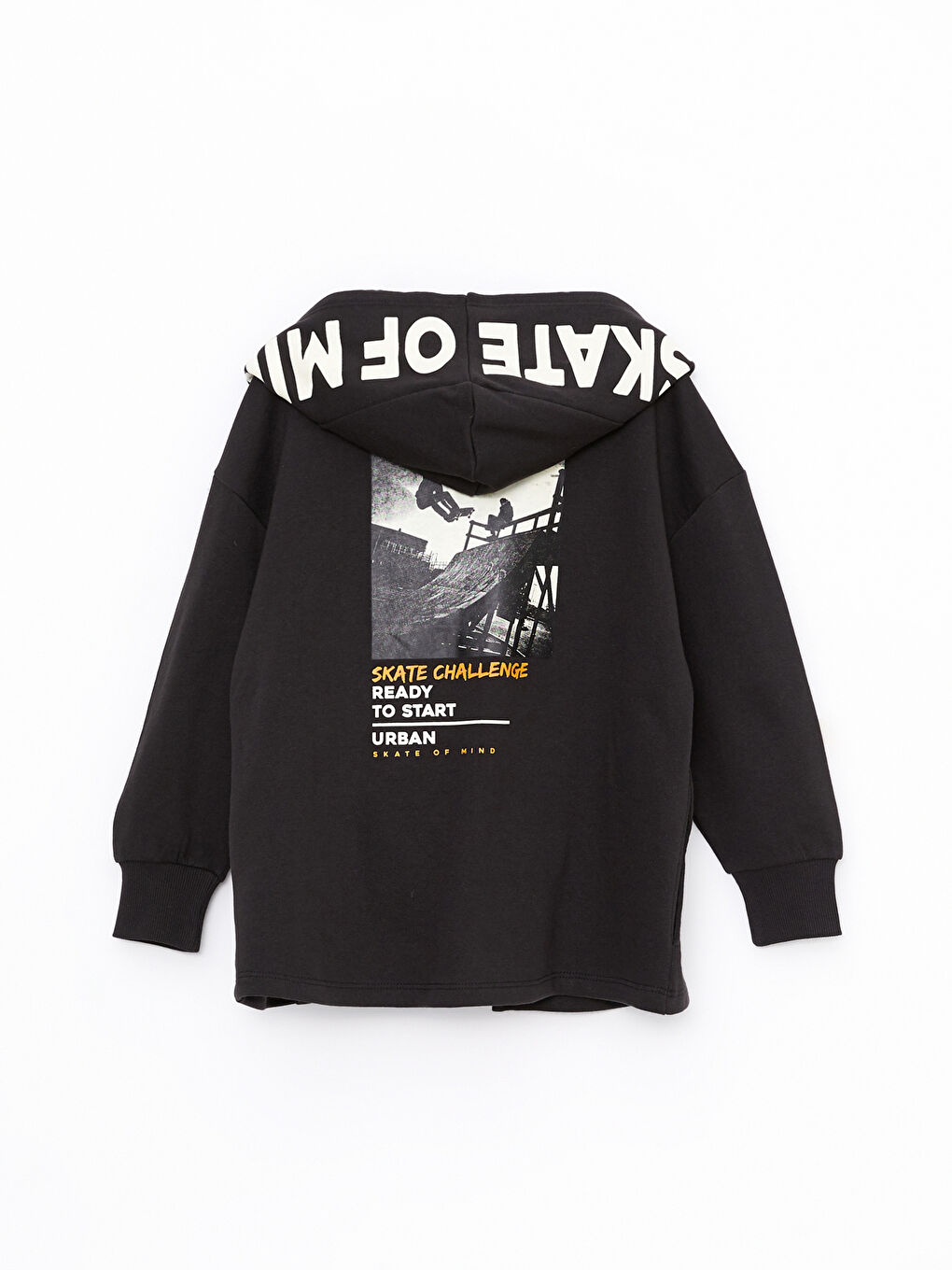 Siyah Kapüşonlu Baskılı Uzun Kollu Erkek Çocuk Hırka-1