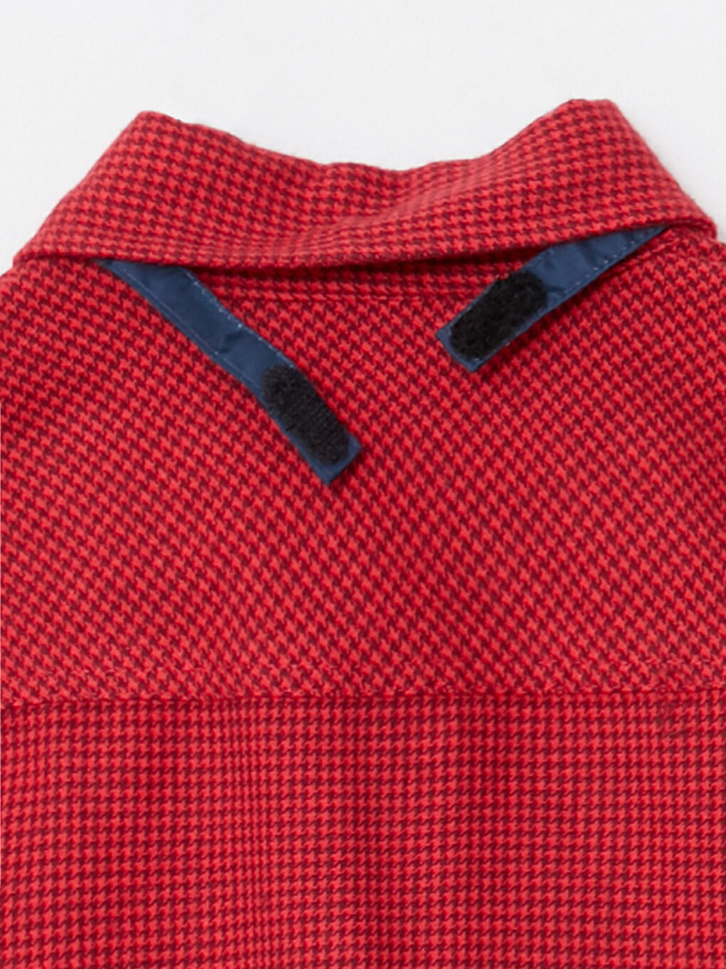 Kırmızı Yılbaşı Temalı Uzun Kollu Erkek Çocuk Gömlek ve Kravat-3