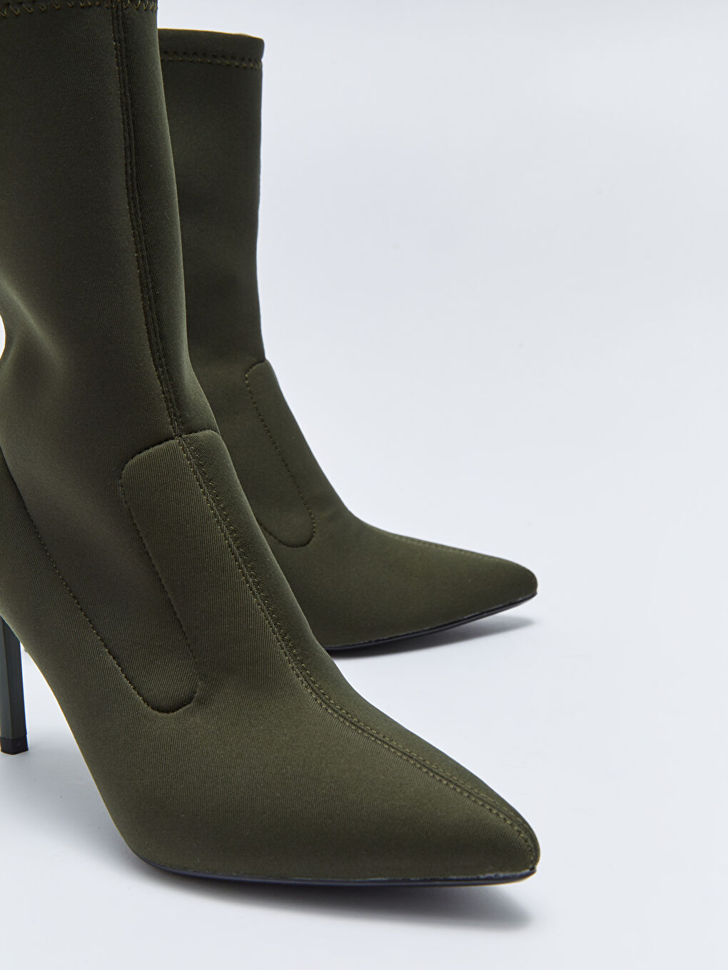 Haki Kadın Topuklu Çorap Bot-9