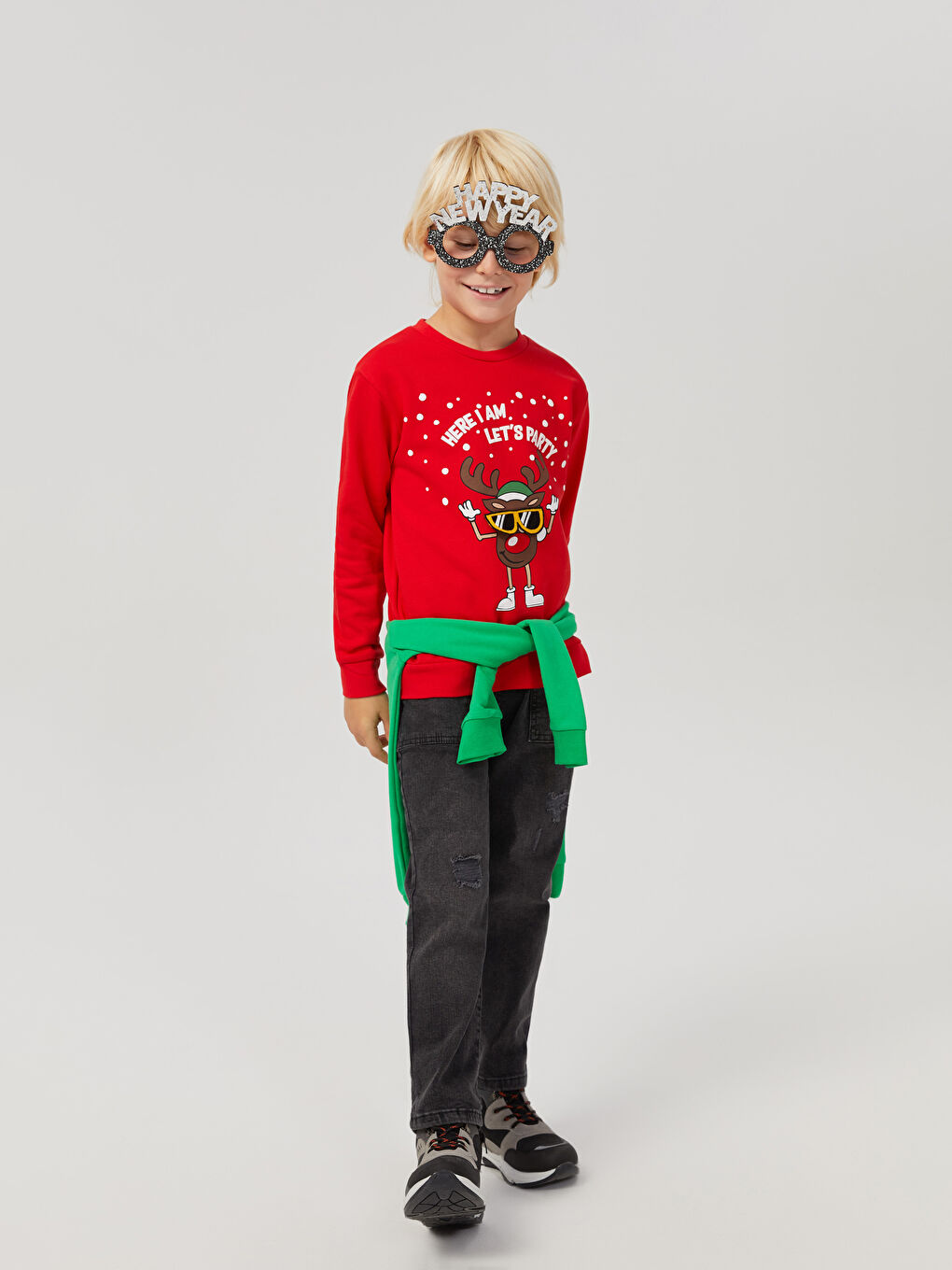 LCW Kids Rundhalsausschnitt Neujahrsmotiv Langarm Jungen Sweatshirt -W2AJ83Z4-HC3