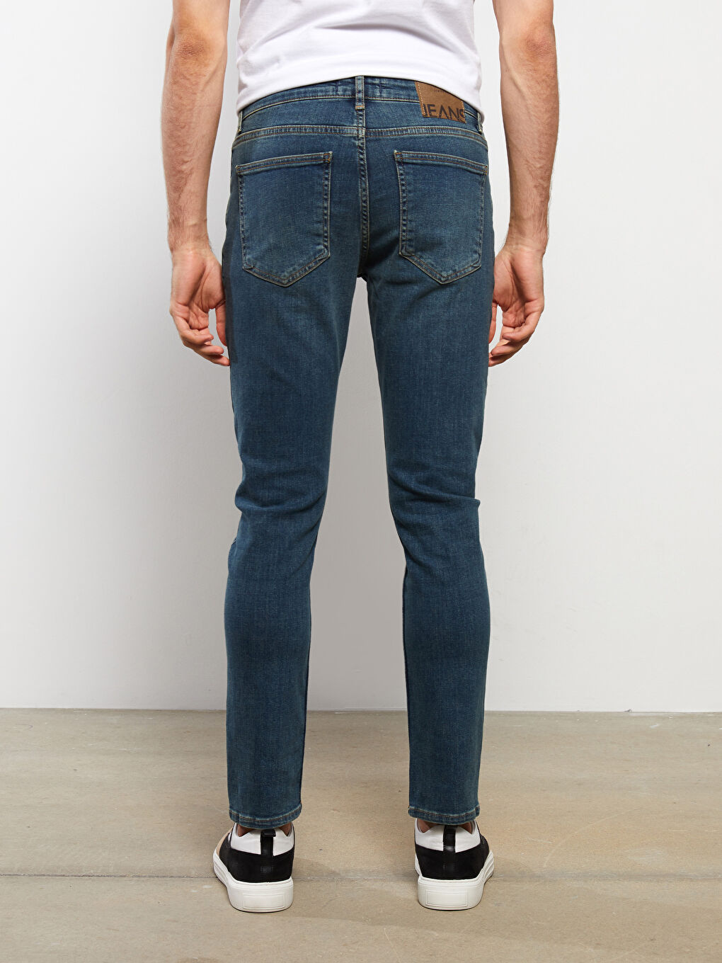 750 Slim Fit Men's Jeans-3