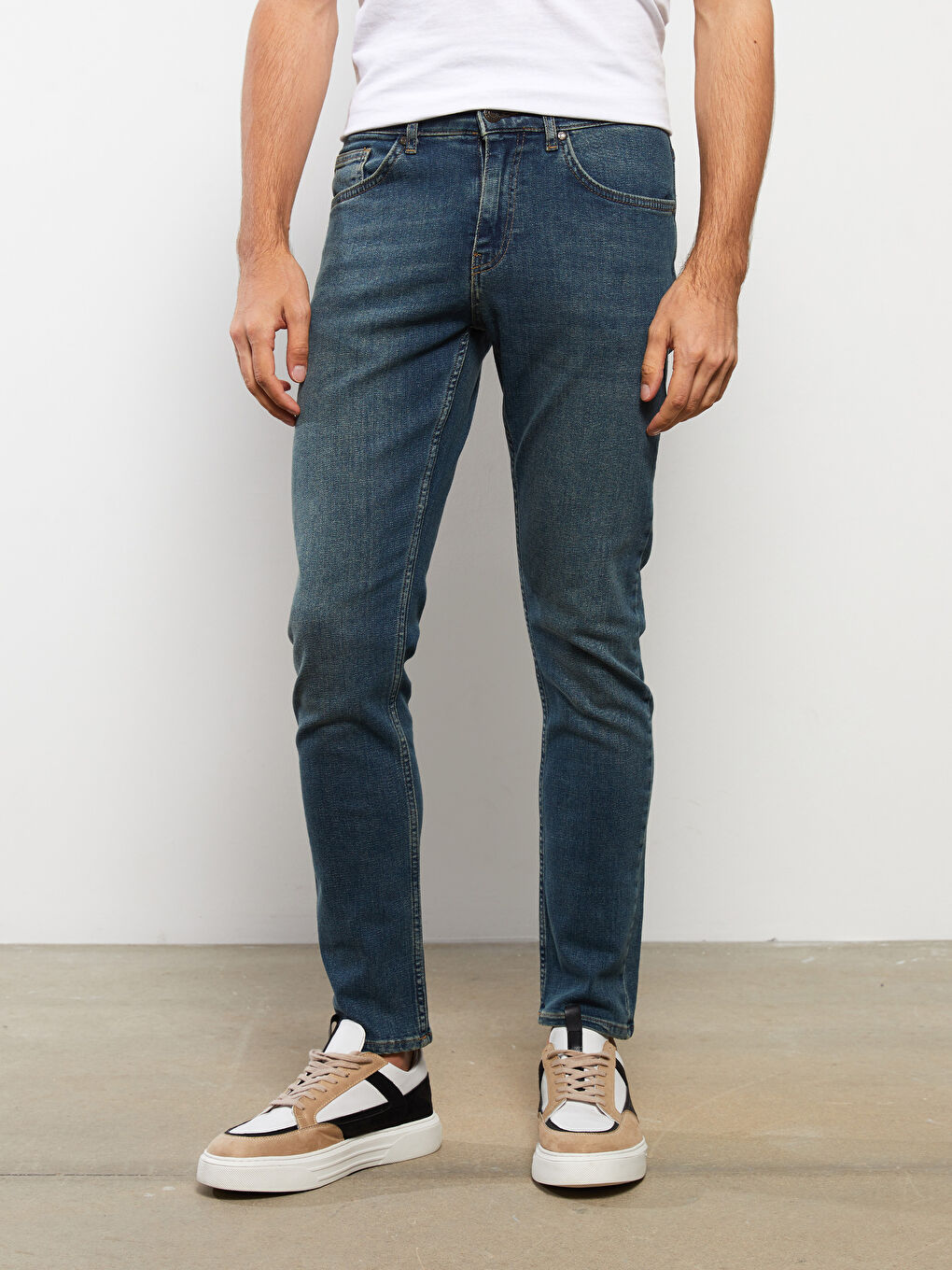 750 Slim Fit Men's Jeans-4